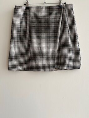 Old Navy High-Waisted Wrap Front Mini Skirt, Brown/Black Checks, Large Tall, NWT